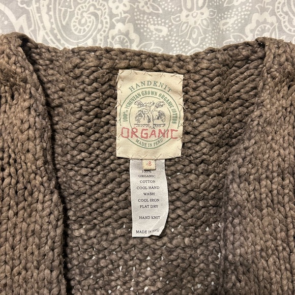 100% Peruvian Coton Organic Hand Made Brown Cardigan Size Small - Picture 2 of 3